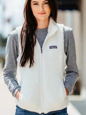 Patagonia Women's Los Gatos Fleece Vest In White XL EUC Soft Warm Pockets